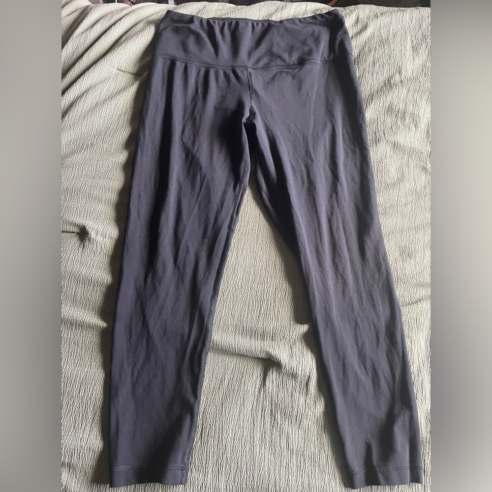 Soft Mid-Rise Yoga Leggings